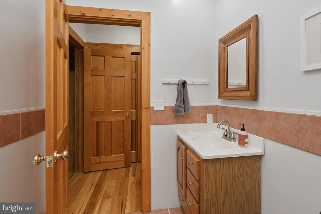Photo of 259 RESH LANE