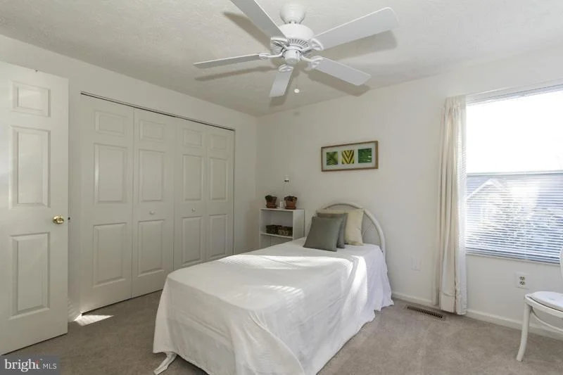 Photo of 10941 HILLTOP LANE