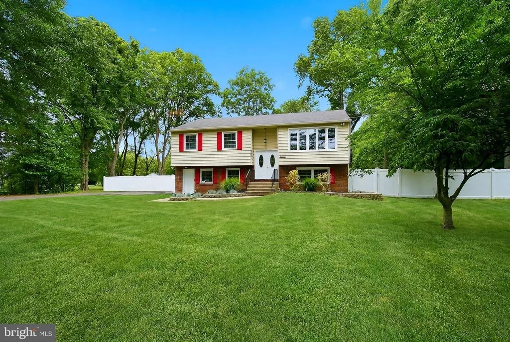 Photo of 5017 CHURCH ROAD