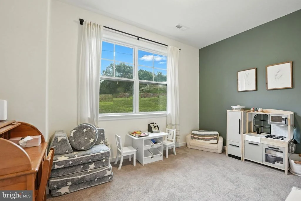 Photo of 16 CRESTVIEW DRIVE