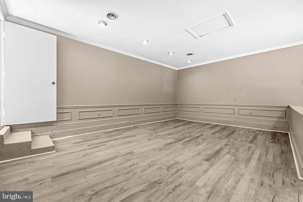 Photo of 10107 SNOWDEN ROAD