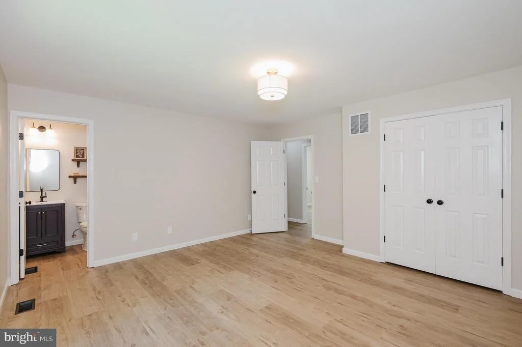 Photo of 208 DECOY DRIVE