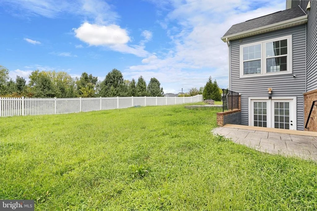 Photo of 9059 RANDOLPH CIRCLE