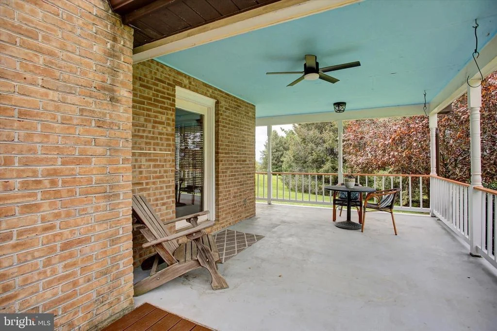 Photo of 8001 MAPLEVILLE ROAD