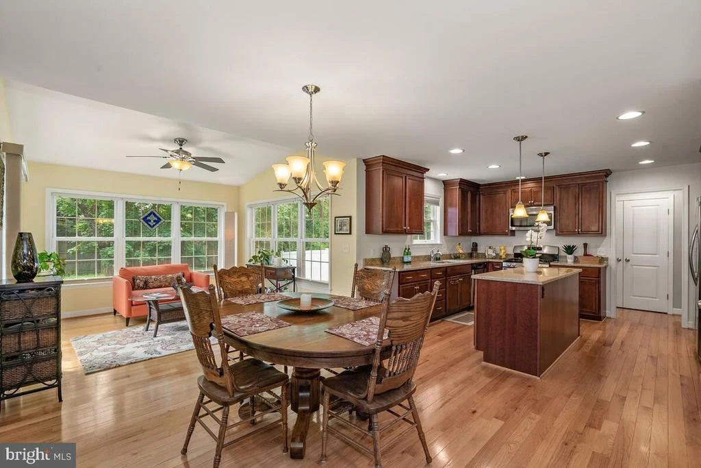 Photo of 305 GENESIS WAY
