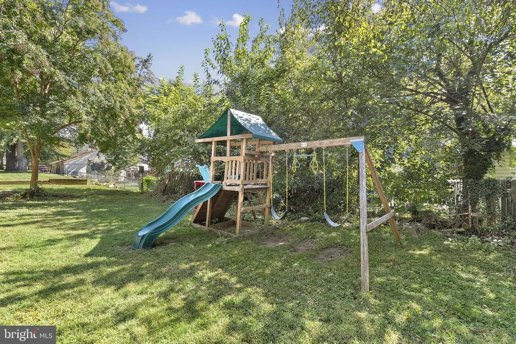 Photo of 4601 LINCOLN DRIVE