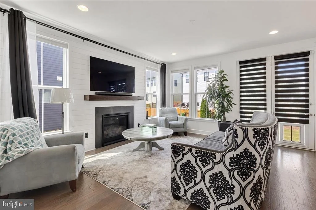 Photo of 25467 BYRNES CROSSING DRIVE