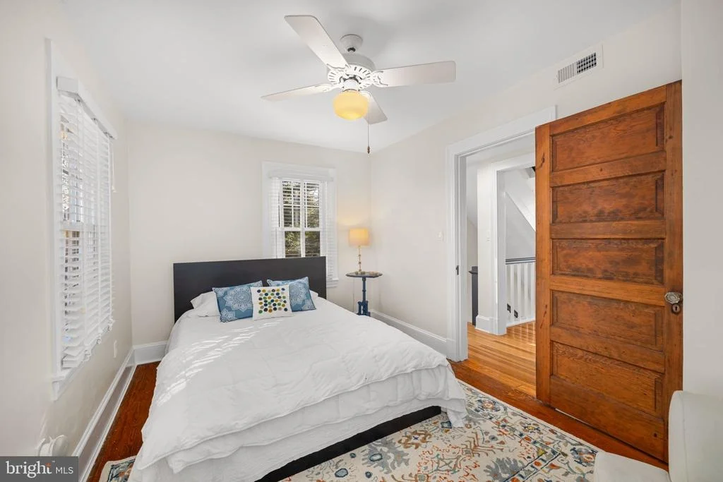 Photo of 1138 MAYO ROAD