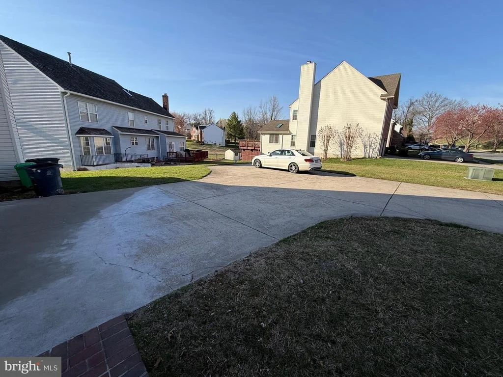 Photo of 6111 RICHMANOR TERRACE