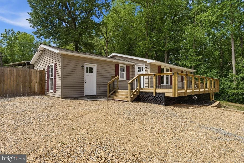 Photo of 107 BOUNDARY DRIVE