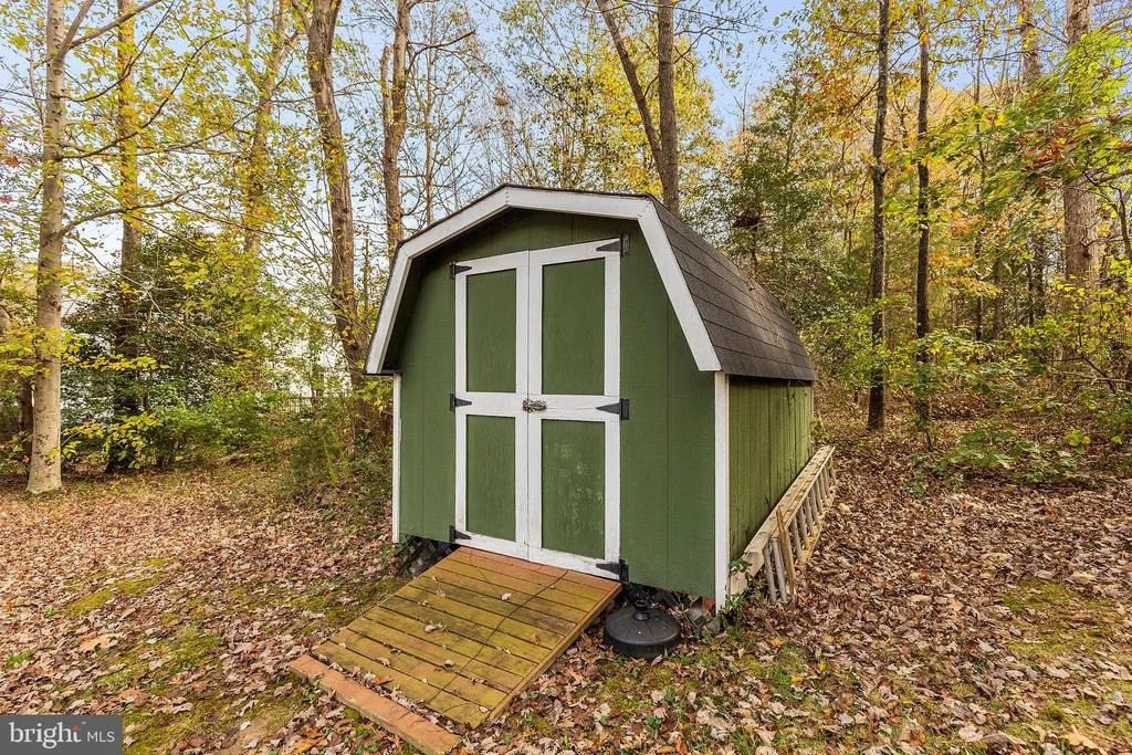 Photo of 1386 REDWOOD CIRCLE