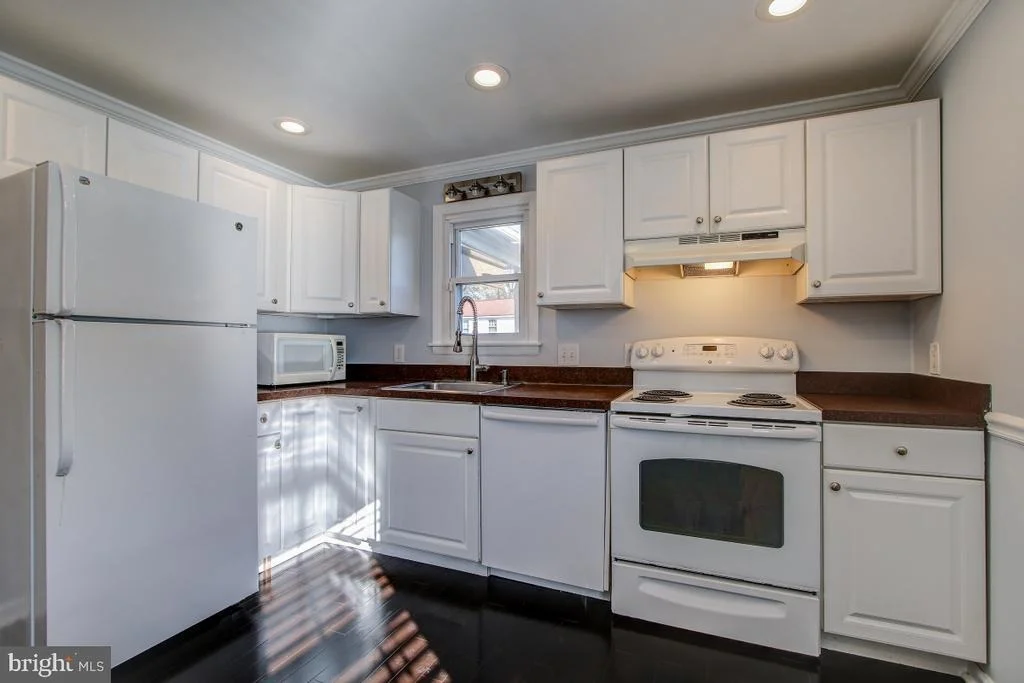 Photo of 408 SHERMAN AVENUE