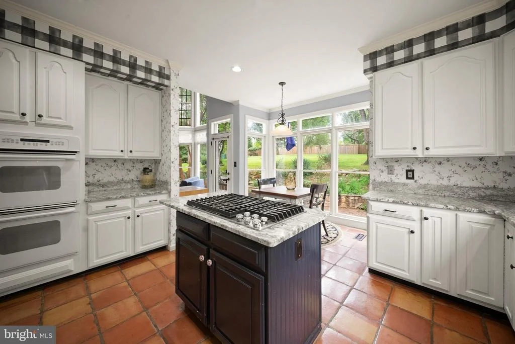 Photo of 4280 LAWNVALE DRIVE