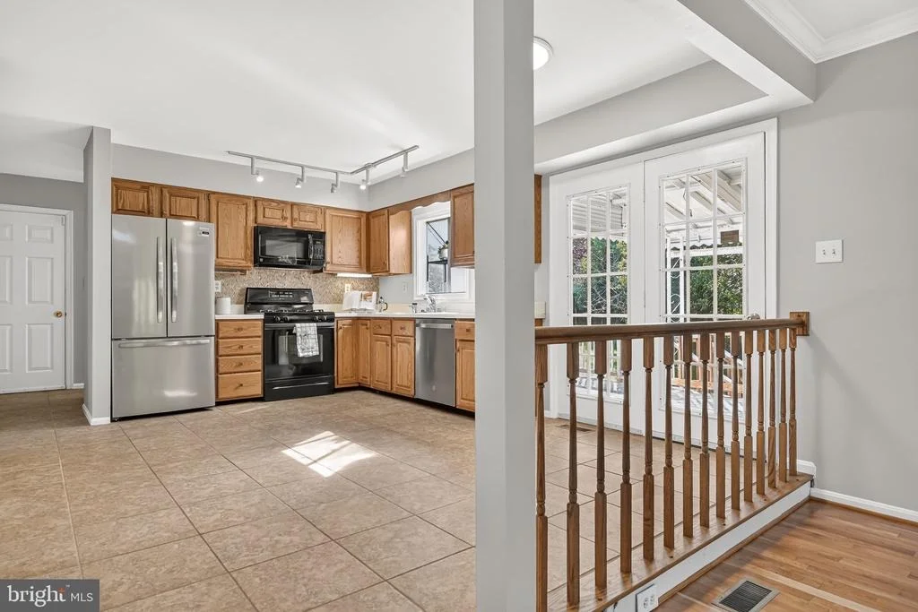 Photo of 8683 FELSVIEW DRIVE