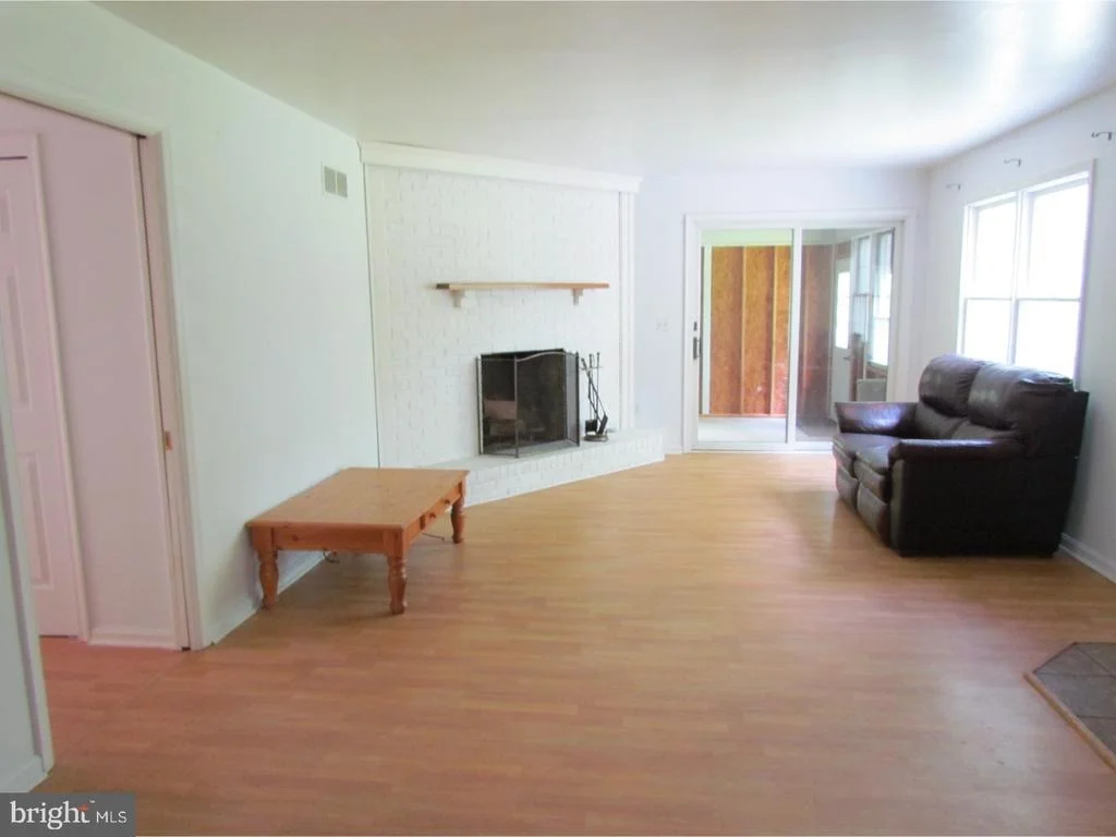 Photo of 402 ARTIS DRIVE