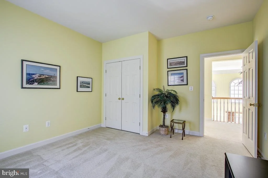 Photo of 6 GLEN EAGLES COURT