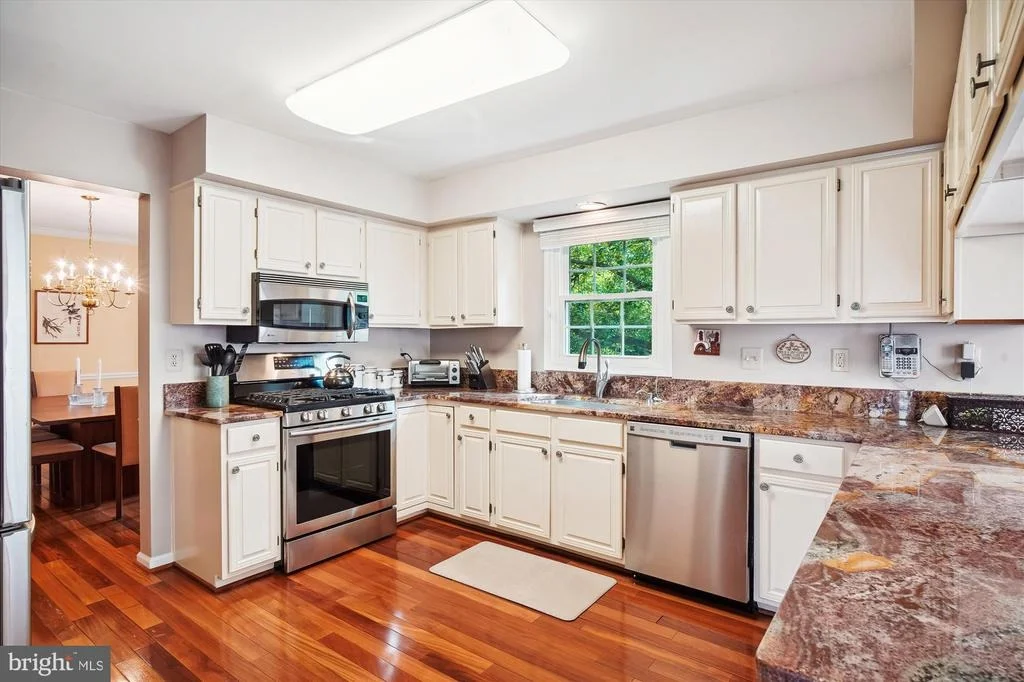 Photo of 604 AVON SQUARE COURT