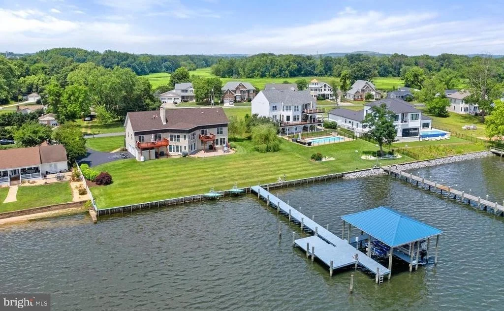 Photo of 909 BAY CIRCLE