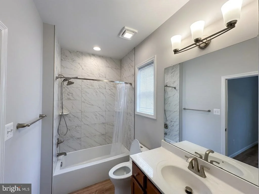 Photo of 367 PARKVIEW AVENUE