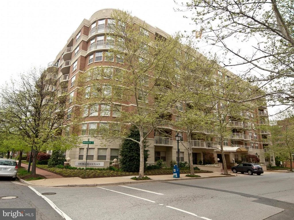 Photo of Unit 607 at 1200 BRADDOCK PLACE