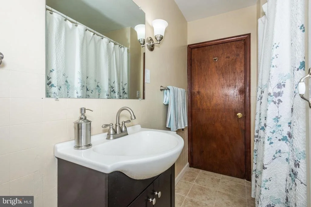 Photo of 6819 VALE SUMMIT LANE