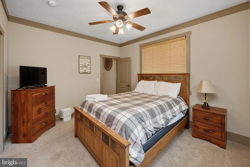 Photo of 110 NORTHLAKE DRIVE