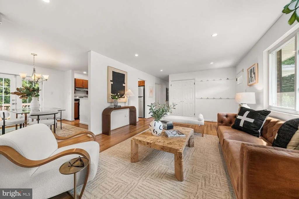 Photo of 2305 PEGGY LANE