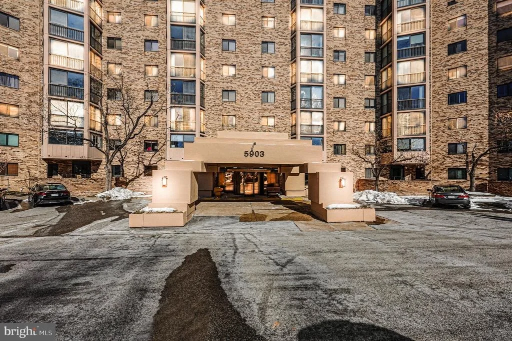 Photo of Unit 511 at 5903 MOUNT EAGLE DRIVE