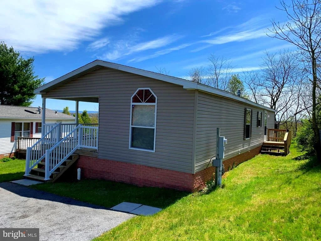 Photo of 11919 HEATHER DRIVE