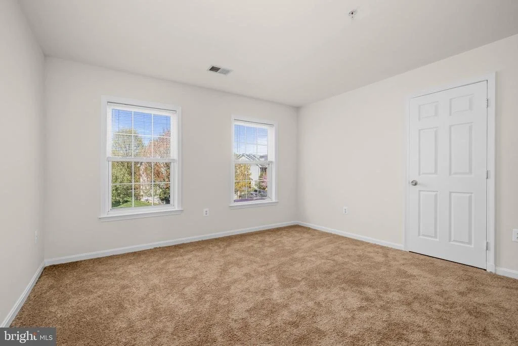 Photo of 14003 LAKE MEADOWS DRIVE