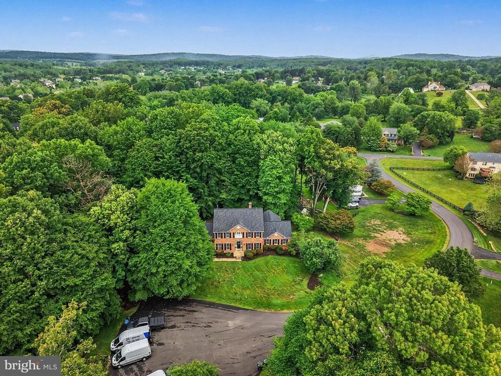 Photo of 7182 BREWSTER LANE