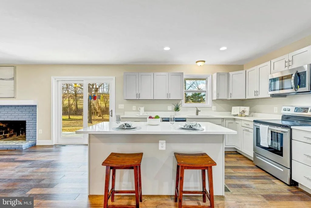 Photo of 9426 BOYDS TURN ROAD
