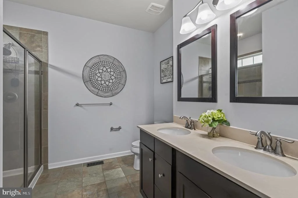 Photo of 1123 LONG FARM CIRCLE