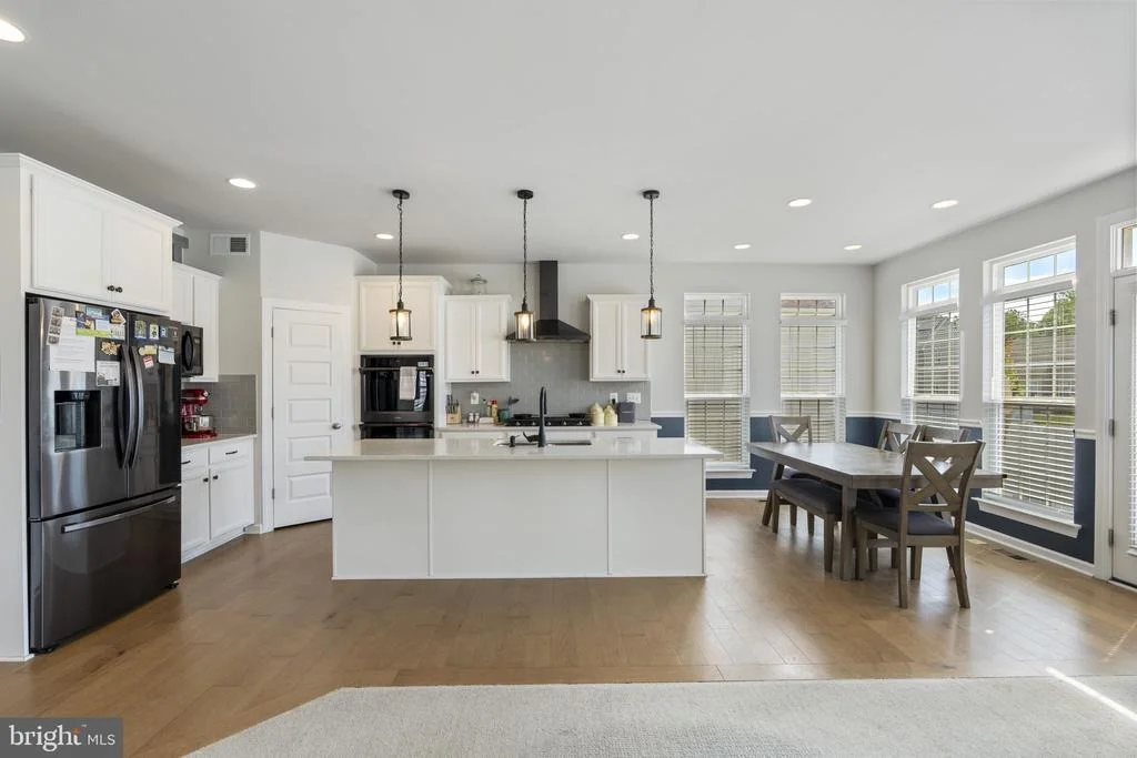Photo of 5809 MCINTOSH PLACE