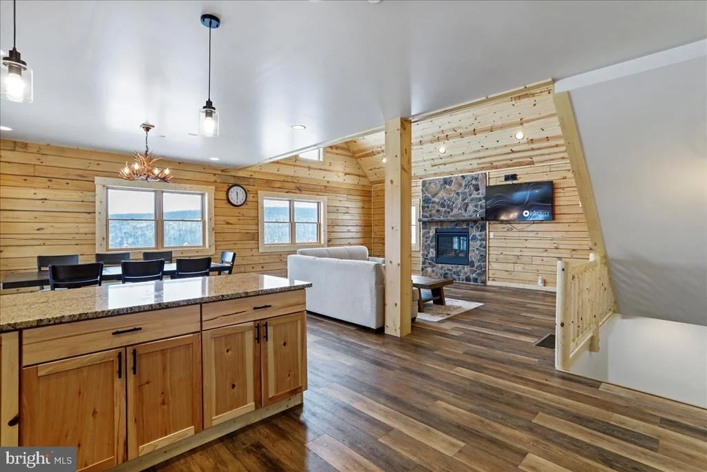 Photo of 957 N CAMP ROAD