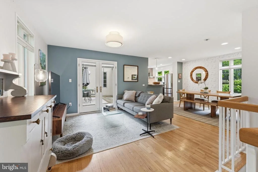 Photo of 9109 BRADFORD ROAD