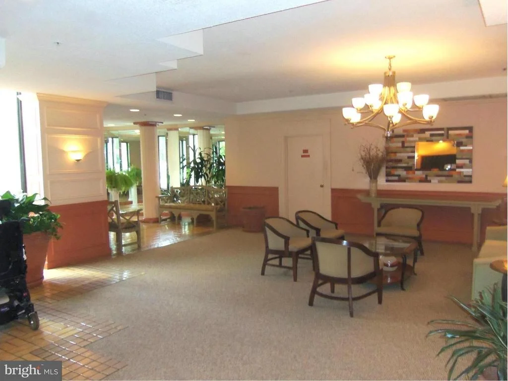 Photo of Unit 3914 at 15115 INTERLACHEN DRIVE