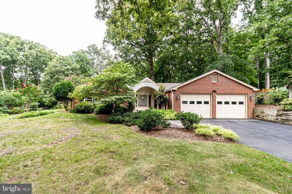 Photo of 4144 ORCHARD DRIVE