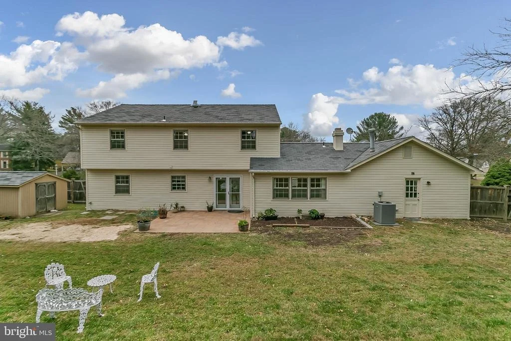Photo of 2608 VILLAGE LANE
