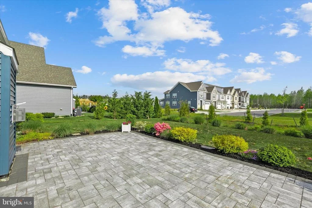 Photo of 17 LUZERNE DRIVE