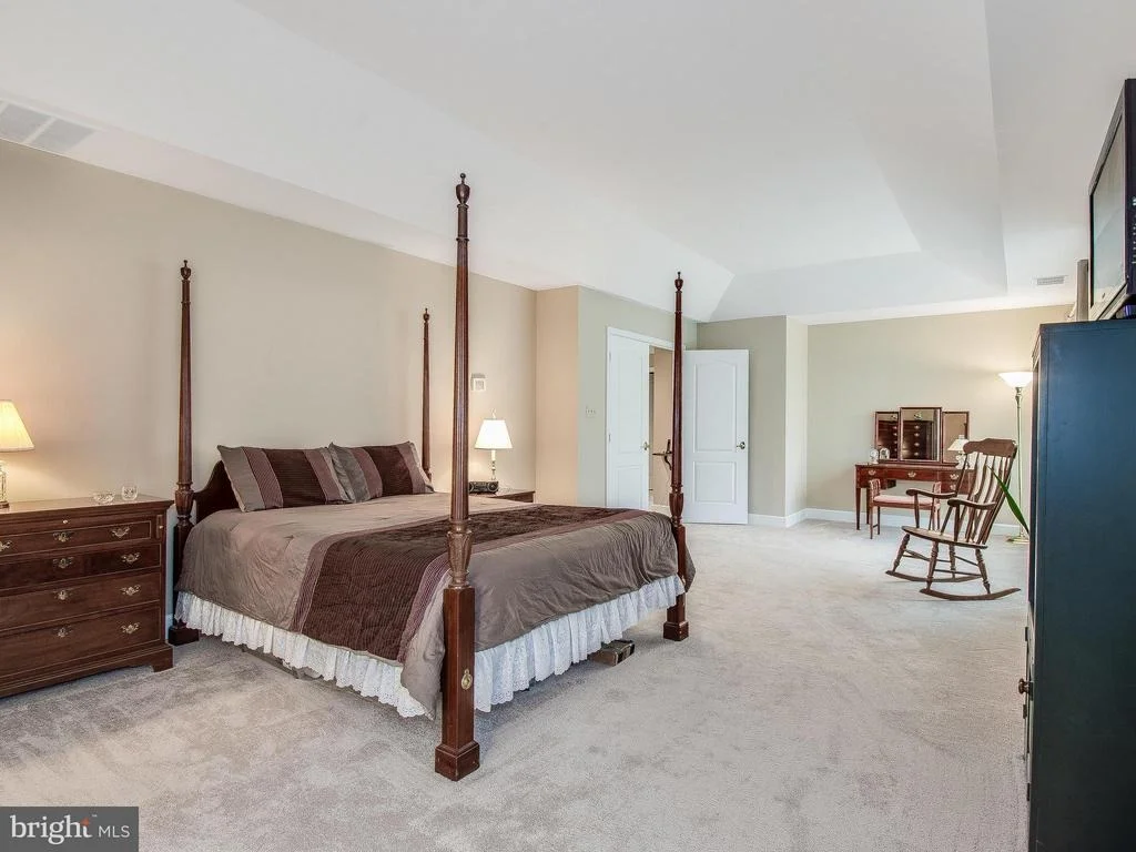 Photo of 22413 SWEETLEAF LANE