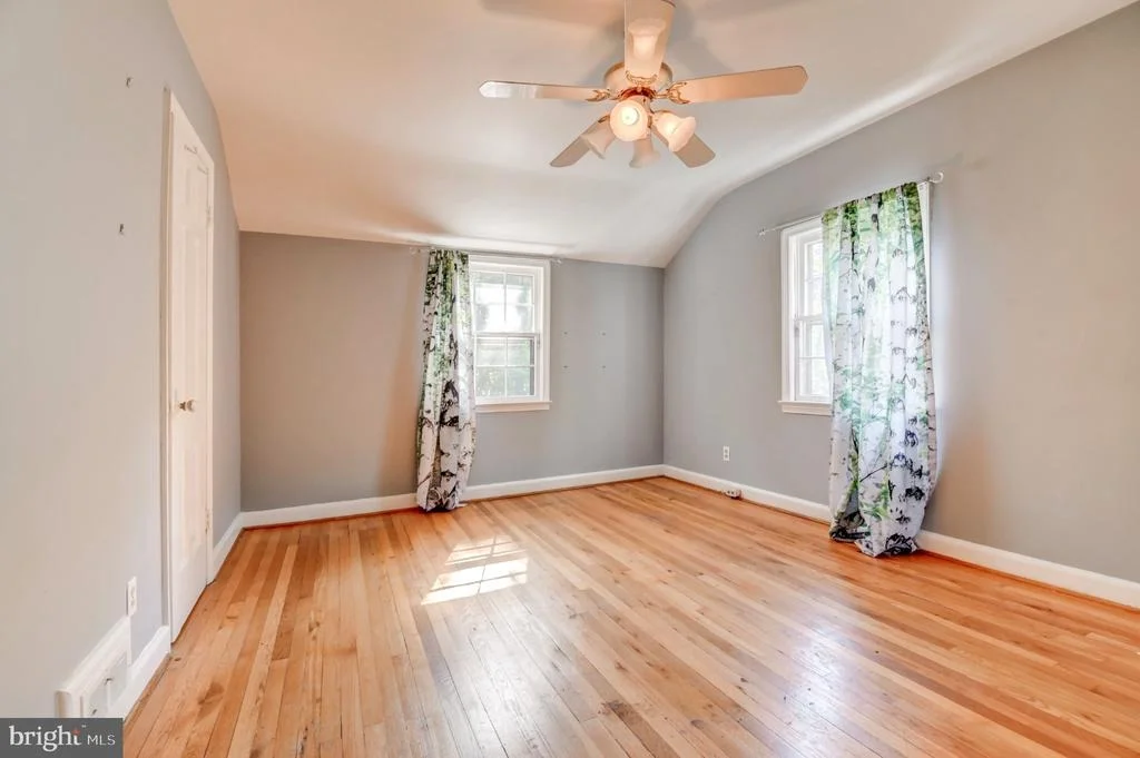 Photo of 231 WHITMOOR TERRACE