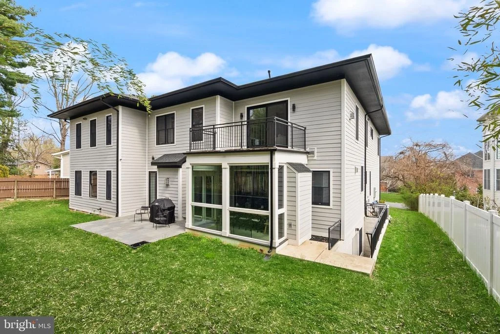 Photo of 1054 KINGLET COURT