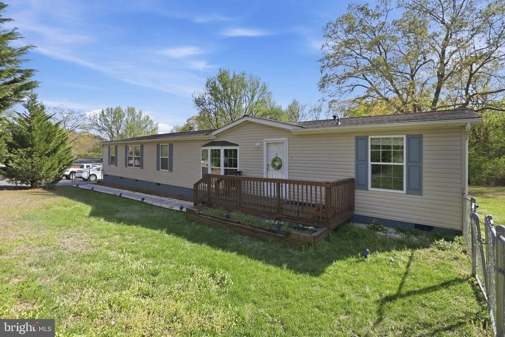 Photo of 8 WALKER WAY