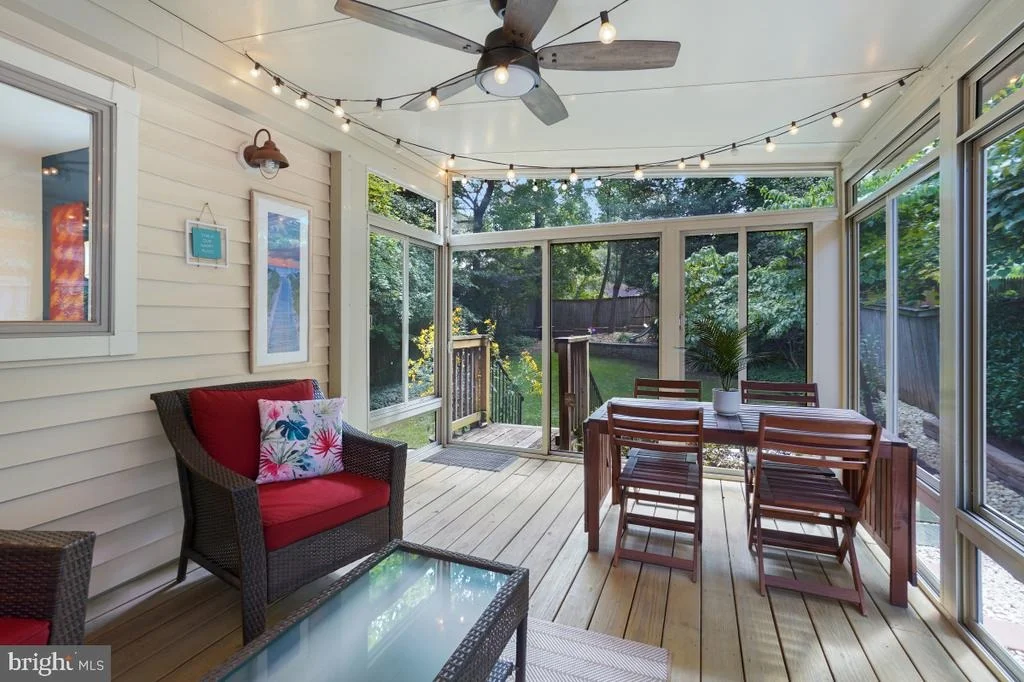 Photo of 412 SILVER SPRING AVENUE