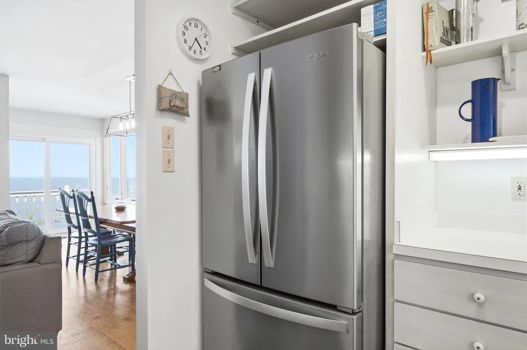Photo of 5424 BEACH DRIVE