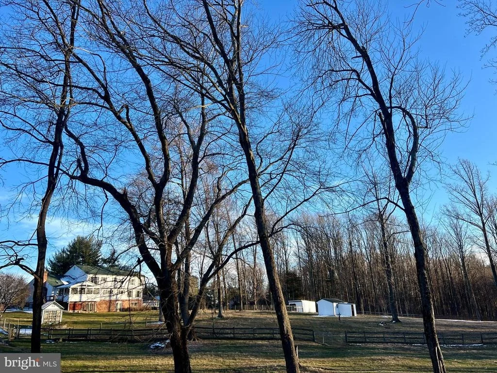 Photo of 16250 WHITEHAVEN ROAD