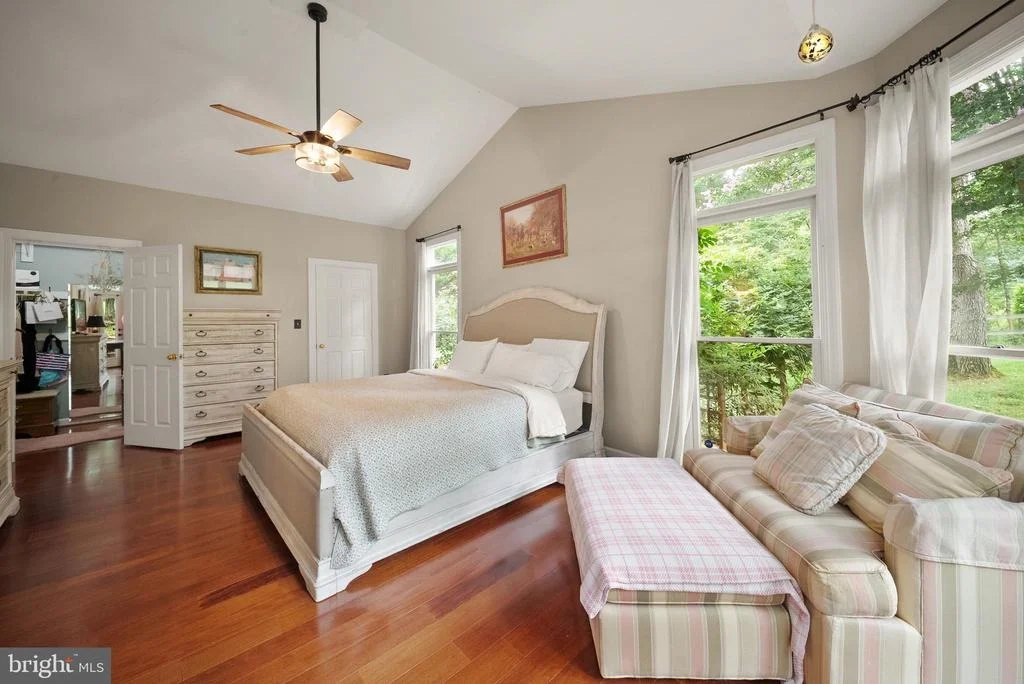 Photo of 4280 LAWNVALE DRIVE