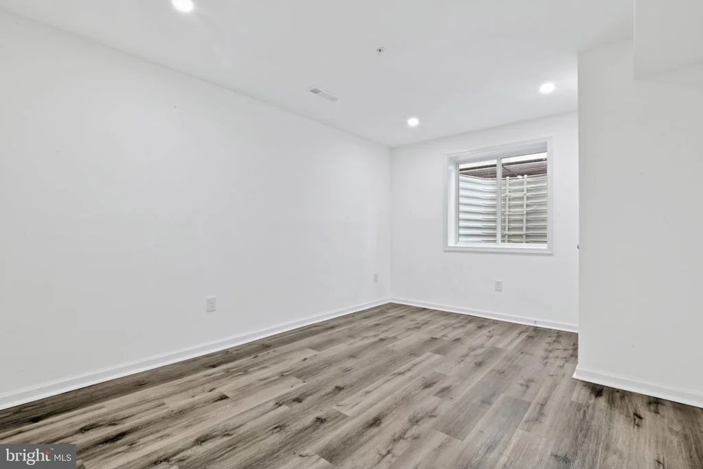 Photo of 2063 CHAMBERLAIN DRIVE