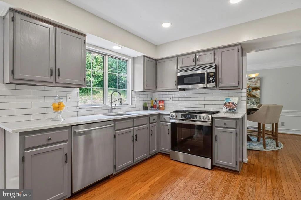 Photo of 9202 MOON RIVER COURT